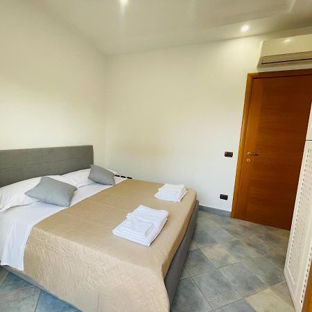 Newhouse Victoria - Sea View Apartment Nettuno Esterno foto