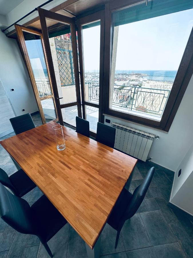 Newhouse Victoria - Sea View Apartment Nettuno Esterno foto
