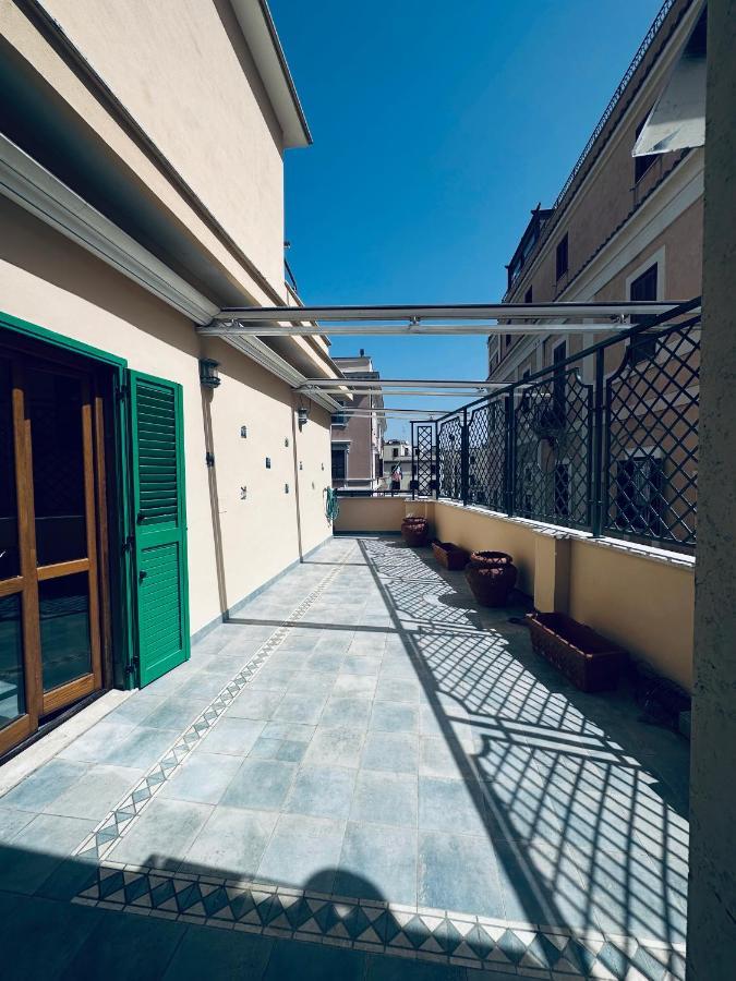 Newhouse Victoria - Sea View Apartment Nettuno Esterno foto