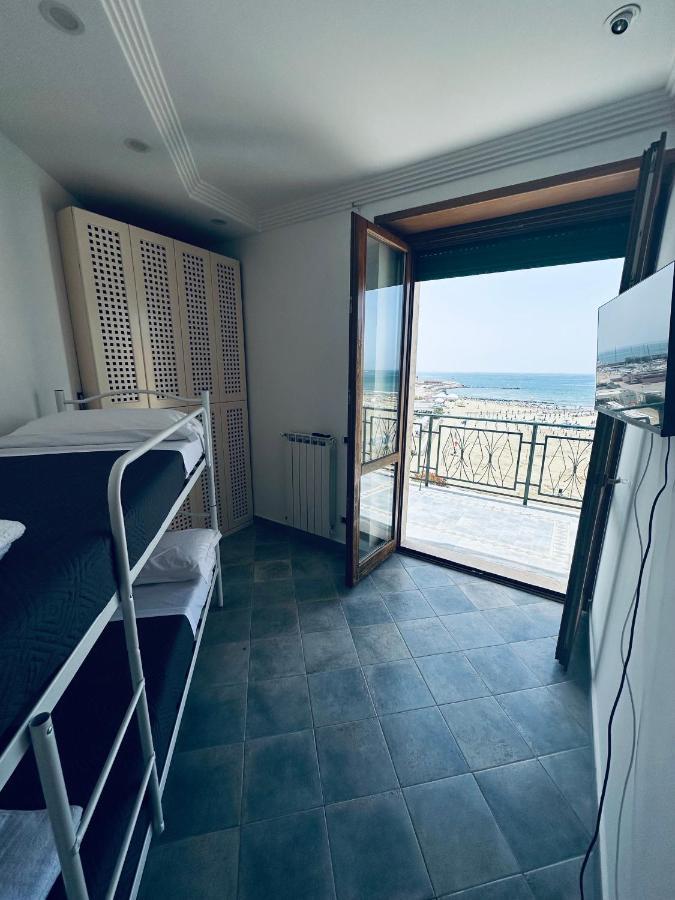Newhouse Victoria - Sea View Apartment Nettuno Esterno foto