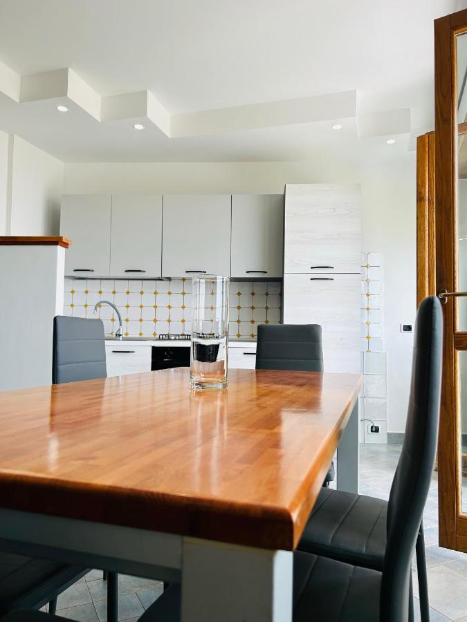 Newhouse Victoria - Sea View Apartment Nettuno Esterno foto